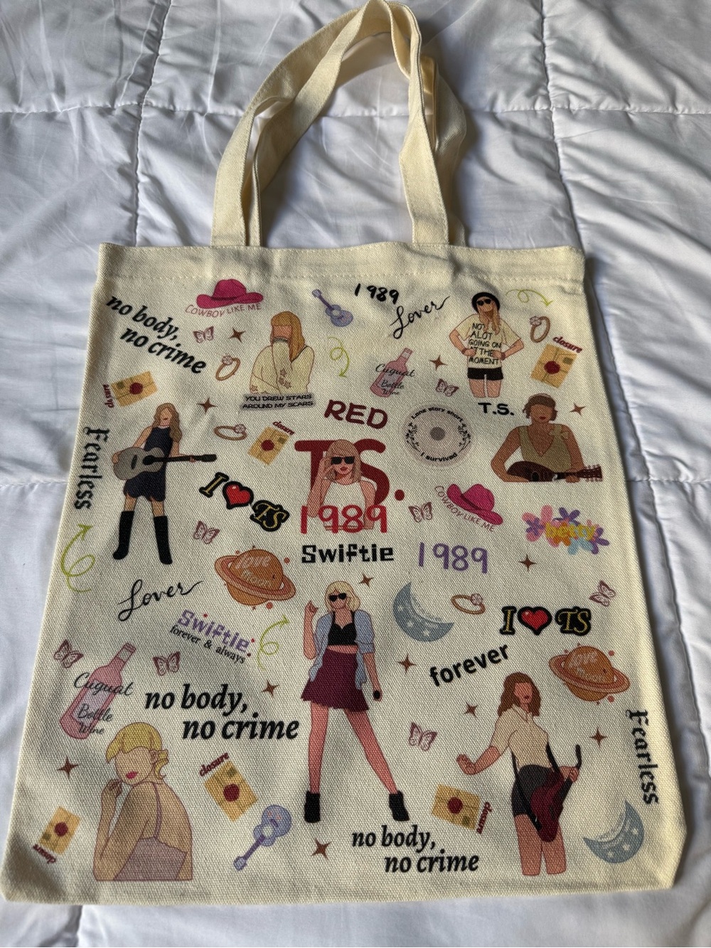 Cream Swiftie Graphic Tote Bag - 1989 Red TS Design
